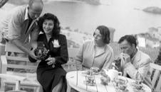 Sinatra, con Gardner y amigos en Tossa del Mar