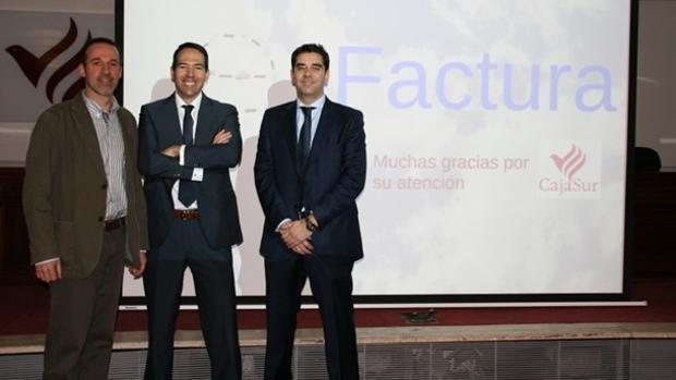 Díaz-Castellanos (último de izquierda a derecha), en su etapa como coordinador general de Hacienda