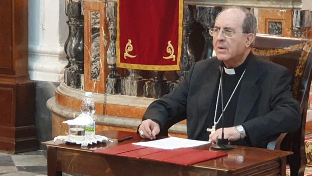 Juan José Asenjo durante su intervención en la parroquia del Rosario