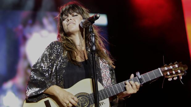 La cantante Vanesa Martín, durante el concierto