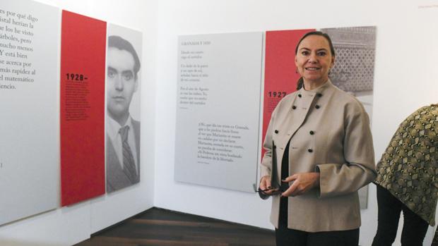 La sobrina del poeta nacido en Fuente Vaqueros, Laura García Lorca, durante la inauguración de la exposición