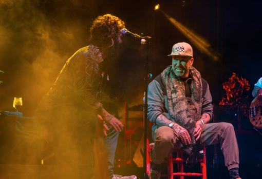 Juanito y Zatu, cantando un tema en el Auditorio