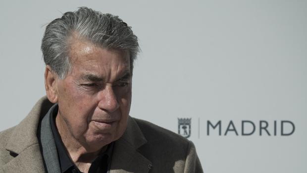 Manolo Santana