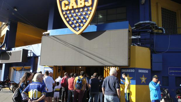 Venta de entradas en las taquillas del estadio de Boca Juniors