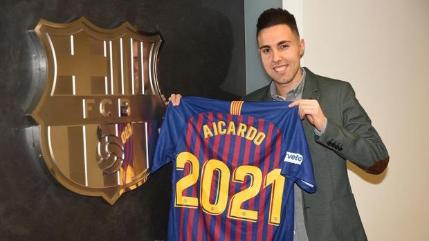 El gaditano Aicardo seguirá en el Barça hasta 2021.