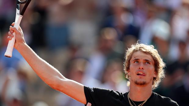 Zverev celebra su victoria ante Fognini