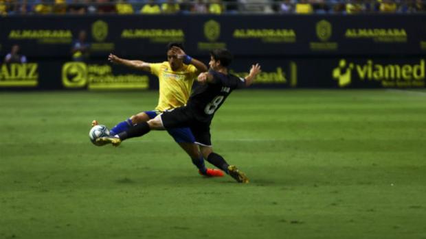 El lateral derecho es duda para el partido contra el Almería.