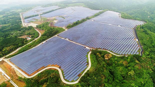 Planta fotovoltaica en Kumamoto (Japón)