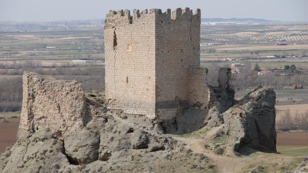Castilla de Oreja, en la localidad de Ontígola