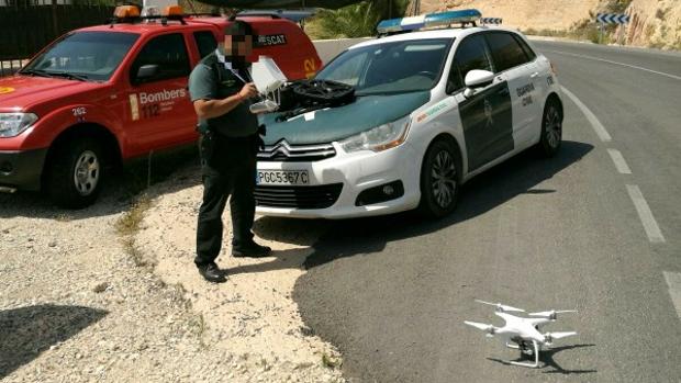 Imagen del dron empleado para localizar a los senderistas perdidos en la sierra de Orxeta