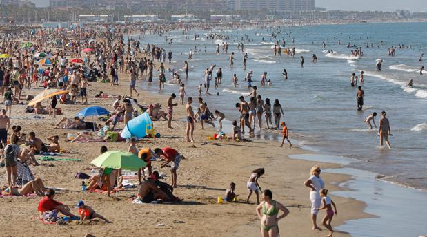 Imagen de la playa de Las Arenas de Valencia