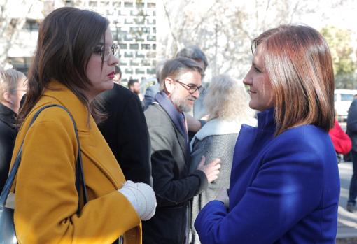 Imagen de Sandra Gómez y María José Catalá tomada este martes en Valencia