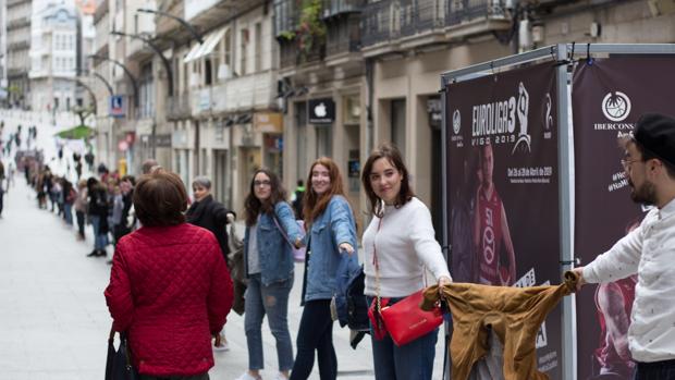 Cadena humana organizada en Vigo