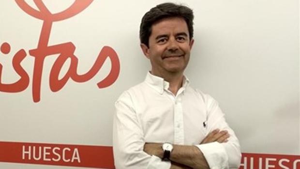 Luis Felipe (PSOE) ha mantenido la alcaldía de Huesca al no cumplirse el pacto de PP con Cs y Vox