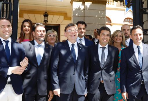Imagen tomada antes del acto de investidura en la Diputación de Alicante