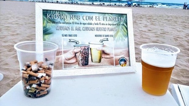 Imagen de la iniciativa para mantener limpias las playas de Gandía