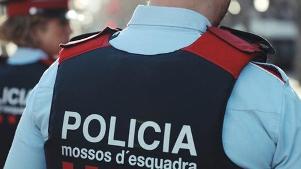 Un agente de los Mossos d'Esquadra, en una imagen de archivo