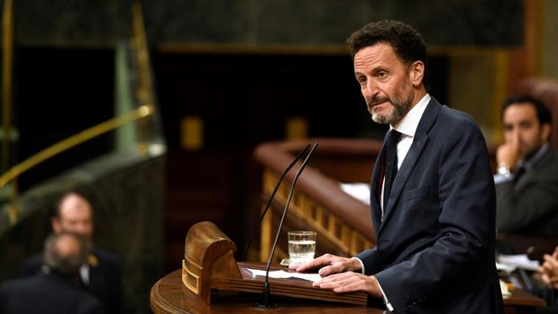 El abogado del Estado purgado por el Gobierno de Sánchez se estrena como diputado en una sesión de control