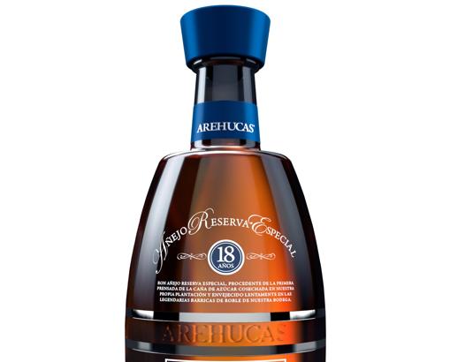 Botella de ron Arehucas
