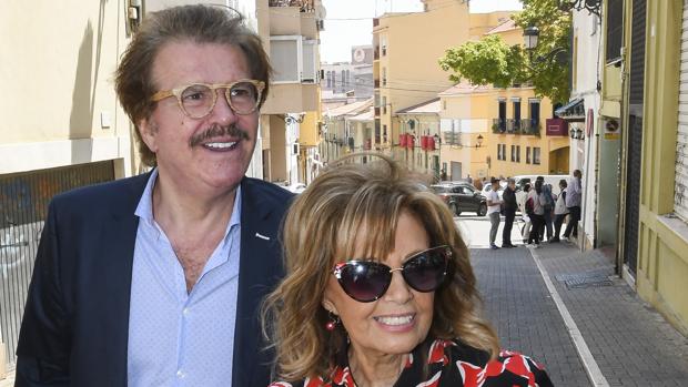 María Teresa Campos y Bigote Arrocet