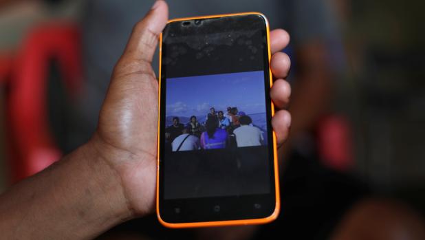 Imagen de un barco con inmigrantes venezolanos que naufragó