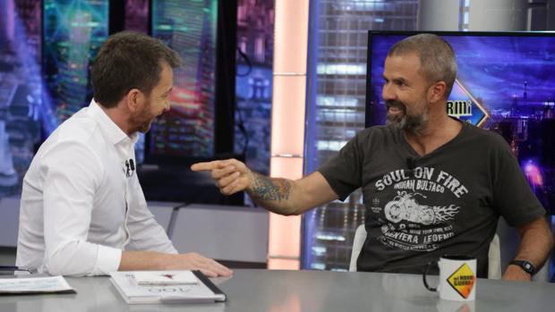 Pablo Motos y Pau Donés, en «El hormiguero»