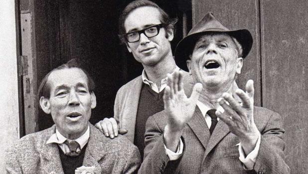 Steve Kahn (centro) junto a Diego del Gastor y Joselero
