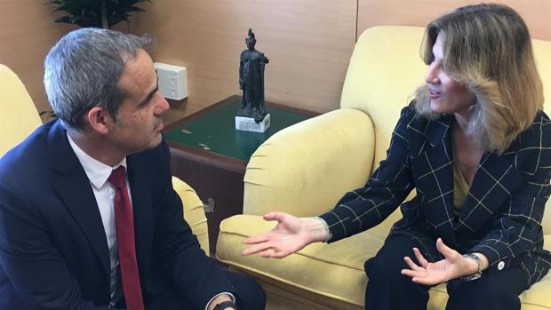Pacheco y Mestre, durante el encuentro.