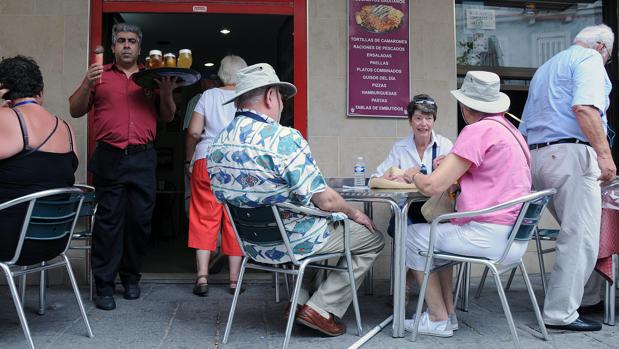 El sector servcios mantiene el tirón de la economía gaditana