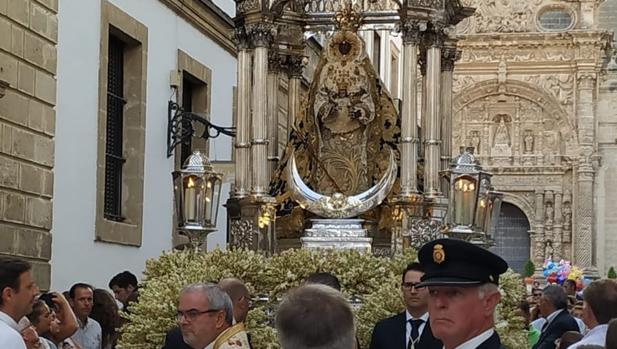 Salida de la Patrona de El Puerto por las calles de la ciudad.