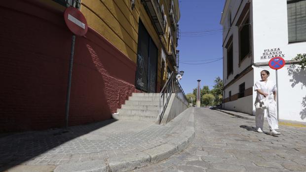 Calle con mucha pendiente desde Torneo a la Plaza Blasco de Garay