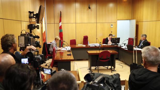 Un momento del juicio que se celebró hace unos días en San Sebastián