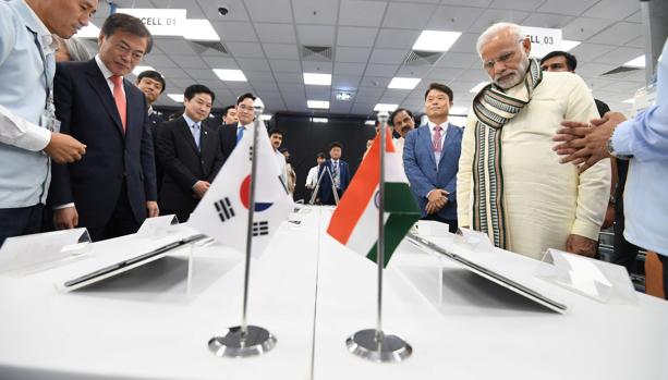 El primer ministro indio Narendra Modi y el presidente de Corea del Sur Moon Jae-in