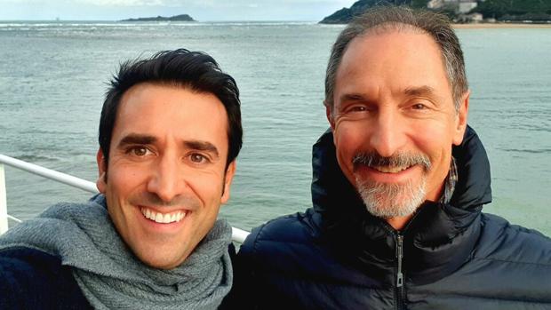 Xabi Uribe-Etxebarría, CEO de Sherpa, (izquierda) junto a Tom Gruber